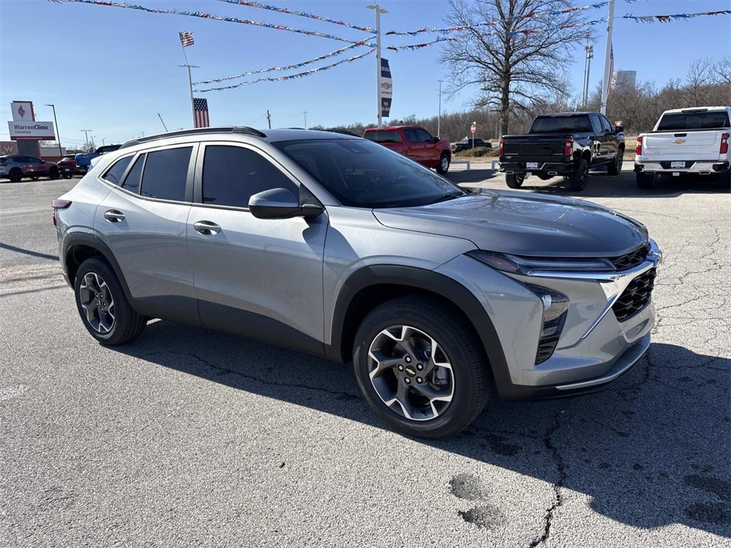 New 2026 Chevrolet Trax LT image 8