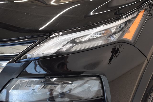 Used 2025 Nissan Rogue SV AWD/4WD image 15
