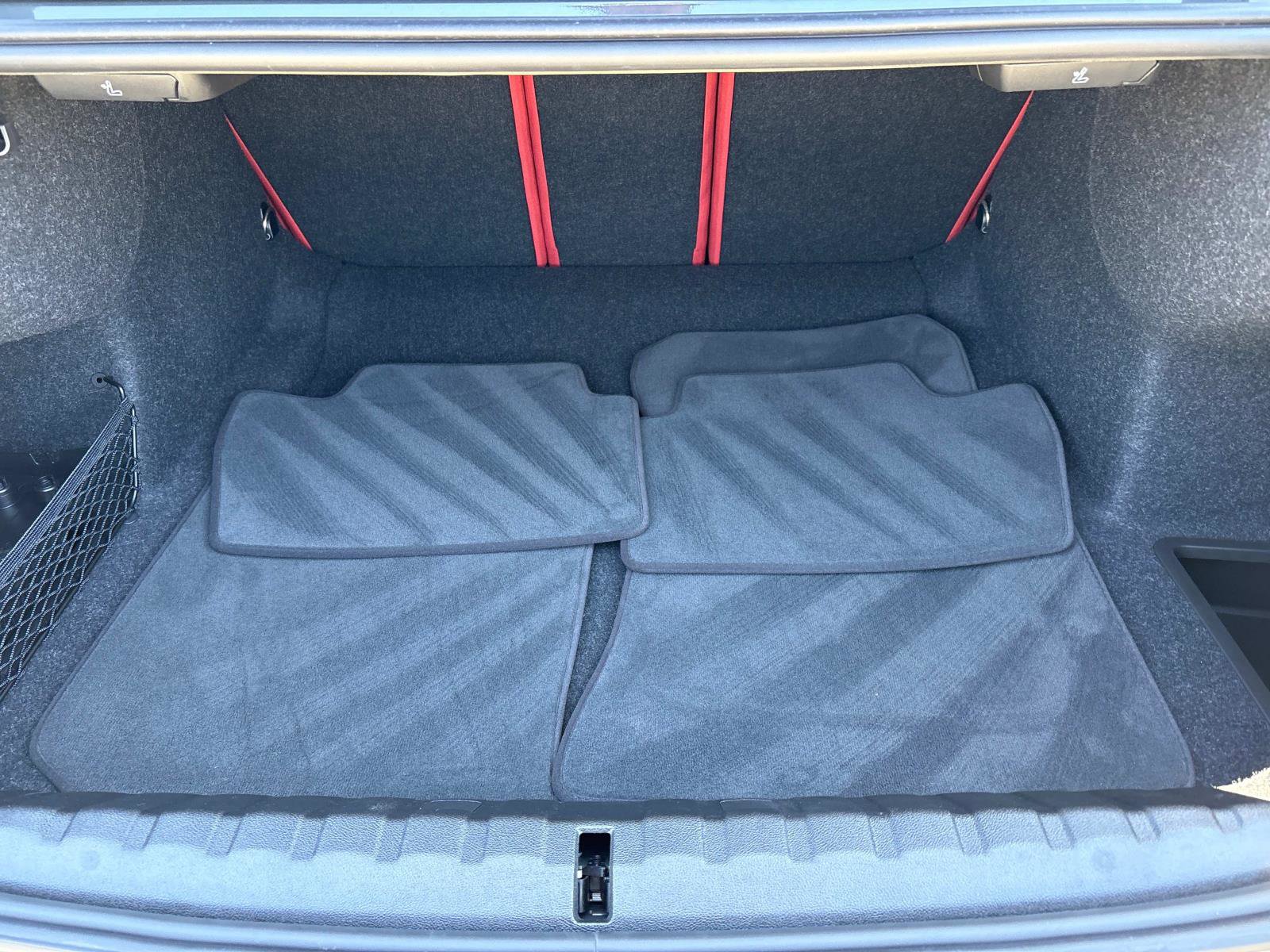 Used 2024 BMW M4 Competition image 9