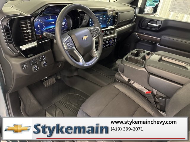 Used 2025 Chevrolet Silverado 2500 LT w/ Convenience Package image 37