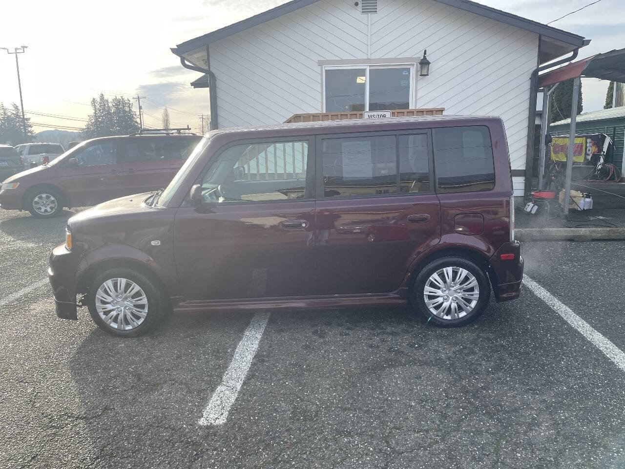 Used 2006 Scion xB image 1