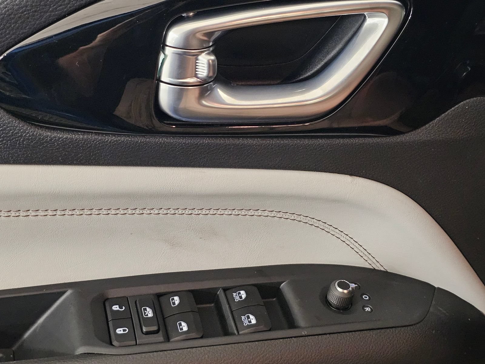 New 2026 Jeep Compass Limited AWD/4WD image 18