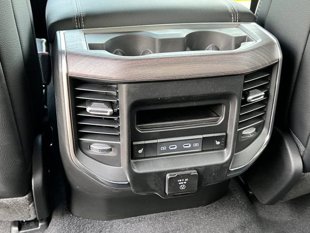 New 2026 RAM 1500 Laramie AWD/4WD image 36