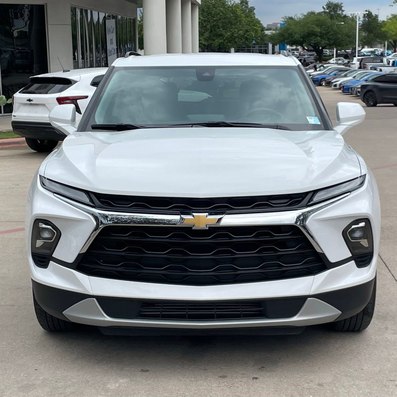 Used 2024 Chevrolet Blazer LT w/ Convenience Package FWD image 6