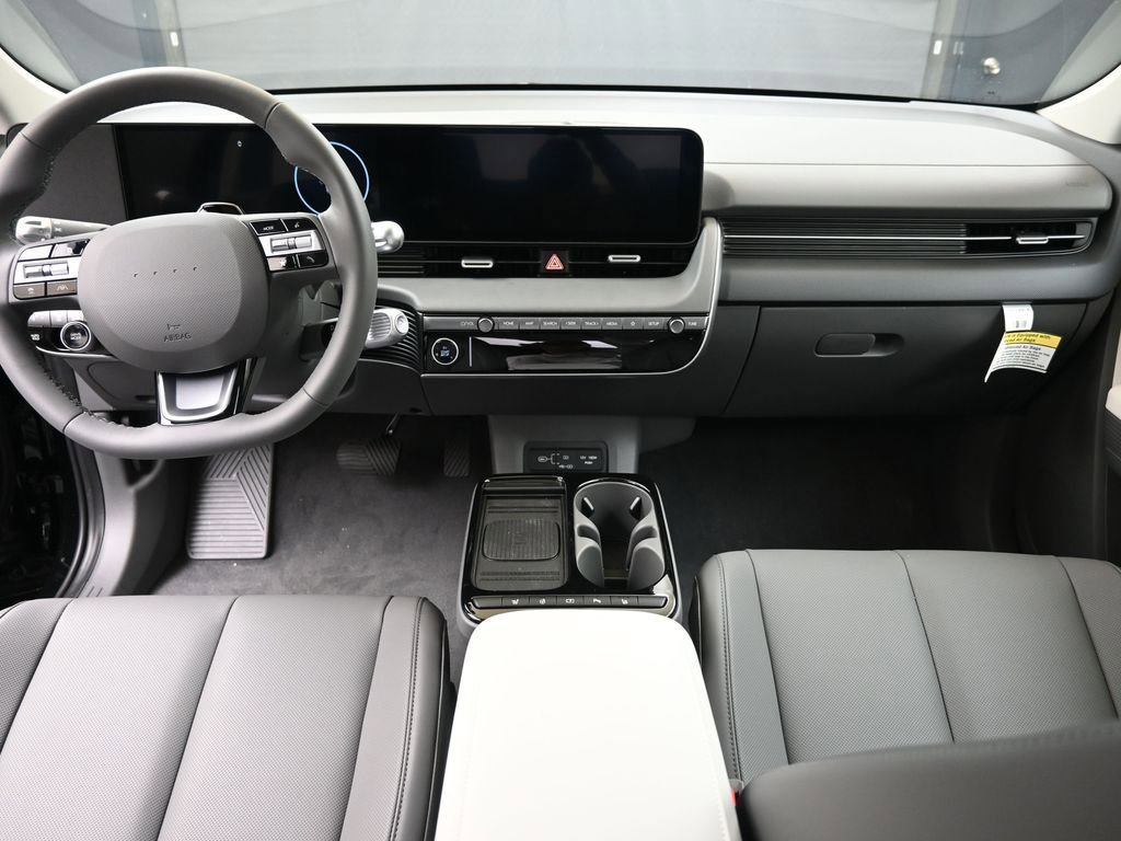New 2025 Hyundai Ioniq 5 SEL image 18