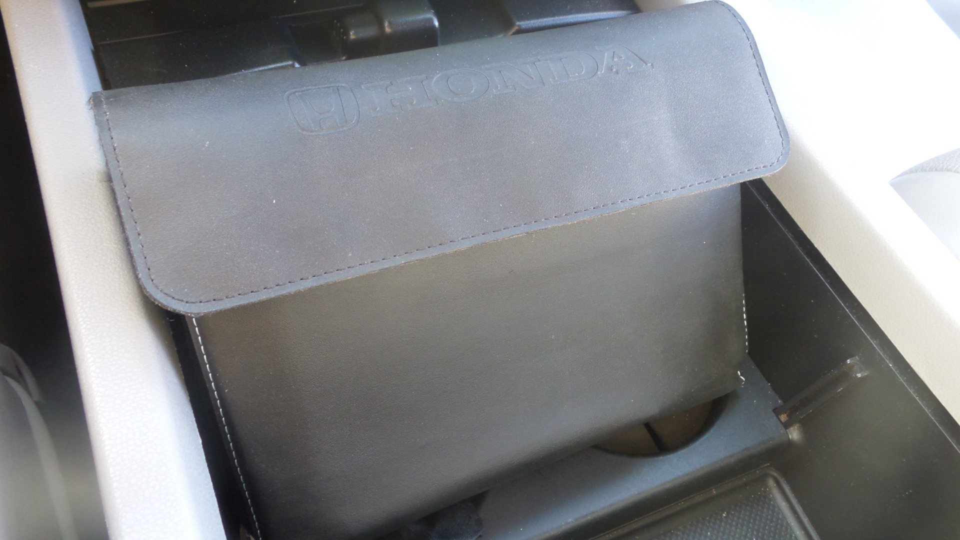 Used 2010 Honda Pilot Touring image 59