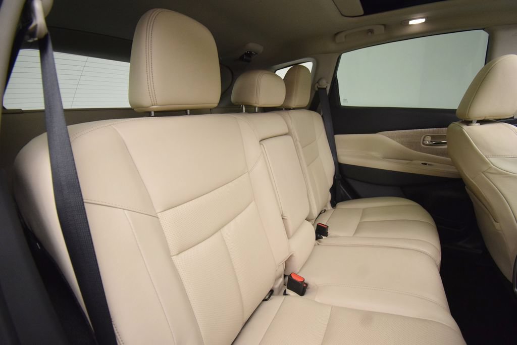 Used 2020 Nissan Murano SL w/ Moonroof Package AWD/4WD image 23