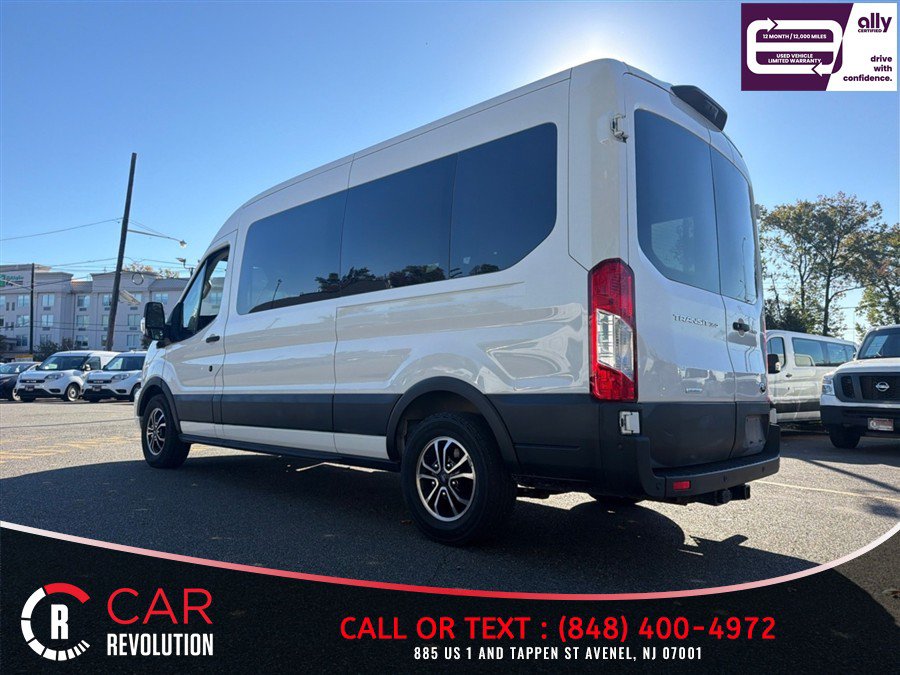 Used 2022 Ford Transit 350 XLT RWD image 4