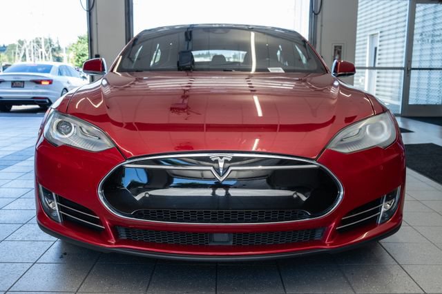 Used 2015 Tesla Model S 70D AWD/4WD image 2