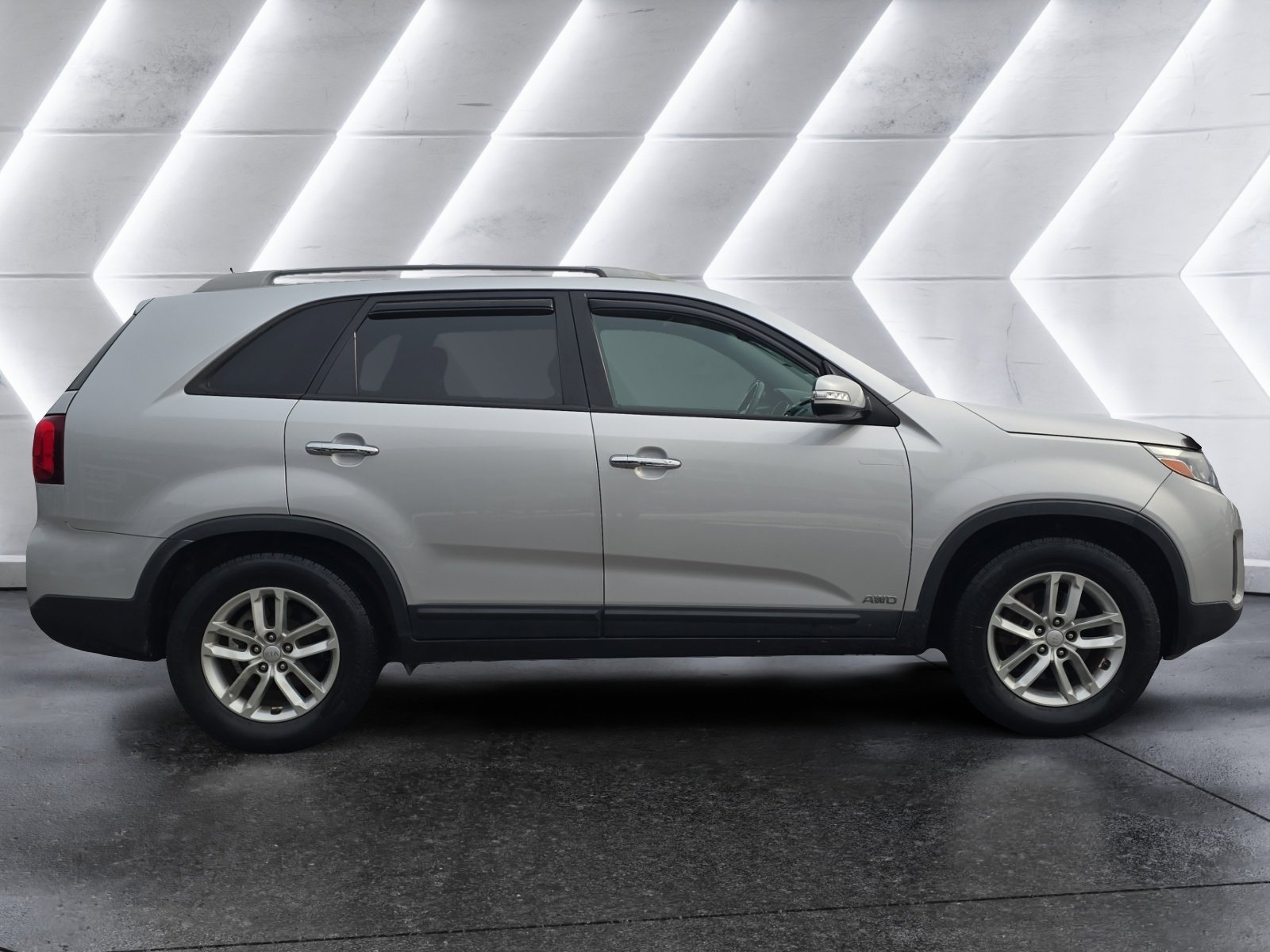 Used 2015 Kia Sorento LX image 6