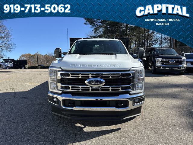 New 2025 Ford F350 XL w/ XL Chrome Package image 3
