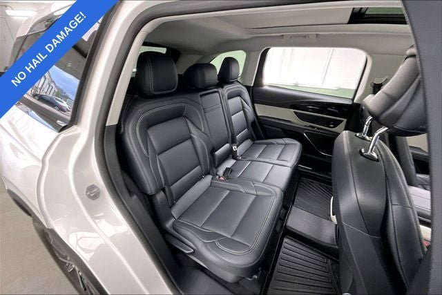Used 2025 Lincoln Nautilus Premier w/ Equipment Group 102A AWD/4WD image 19