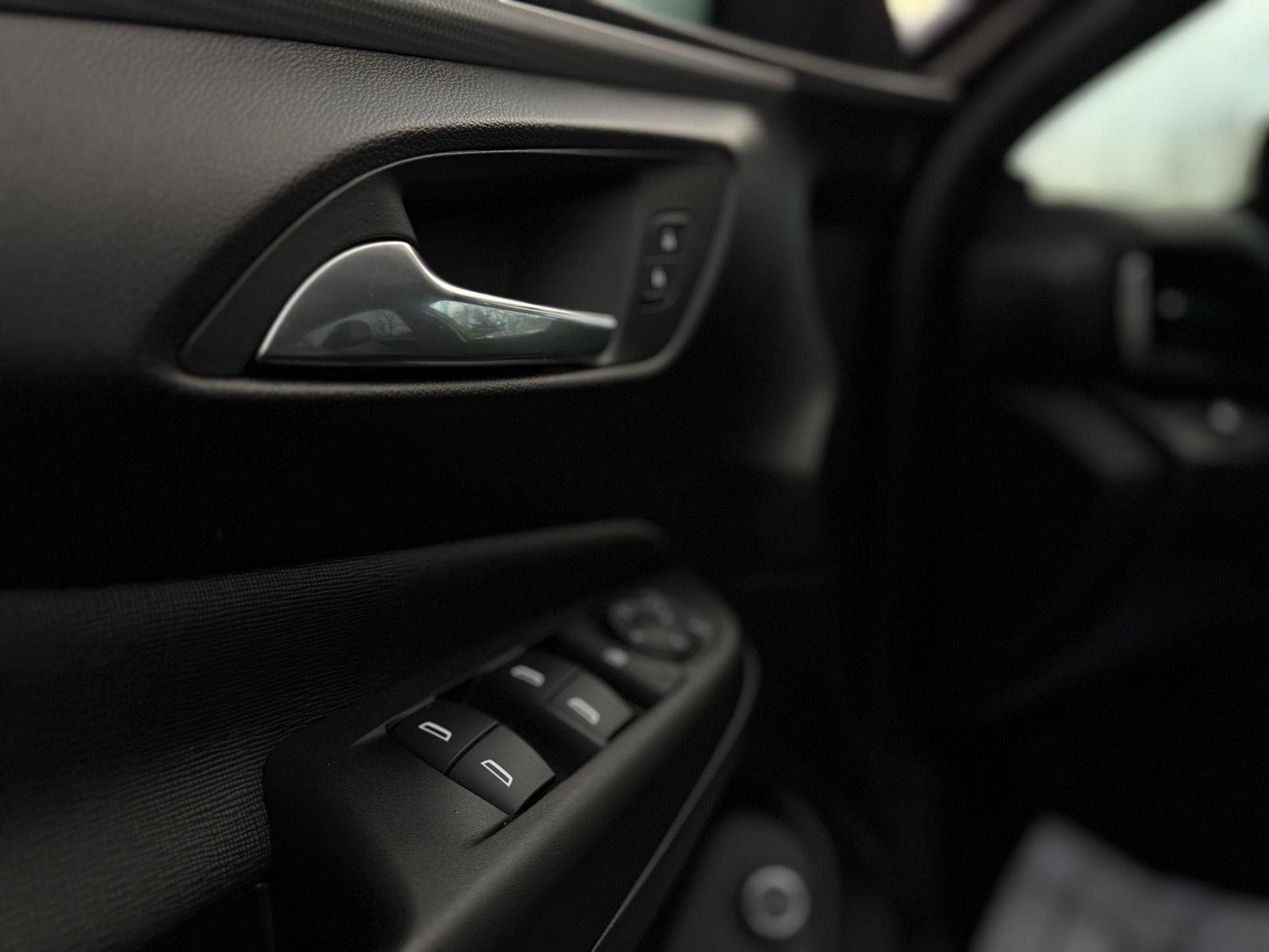 Certified 2024 Buick Envista Avenir image 14