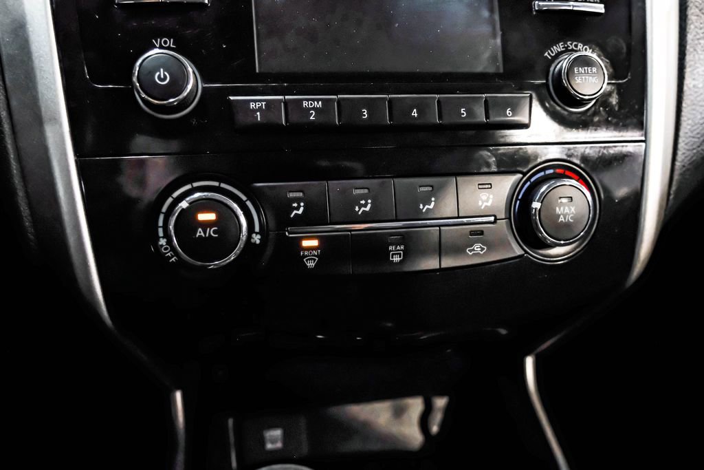 Used 2015 Nissan Altima 2.5 S w/ Special Edition Package FWD image 24