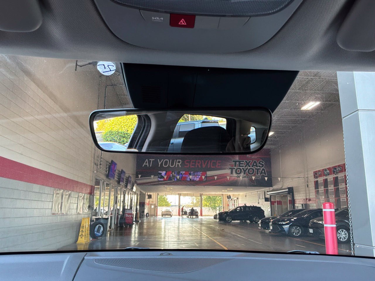 Used 2026 Kia Sportage LX FWD image 18
