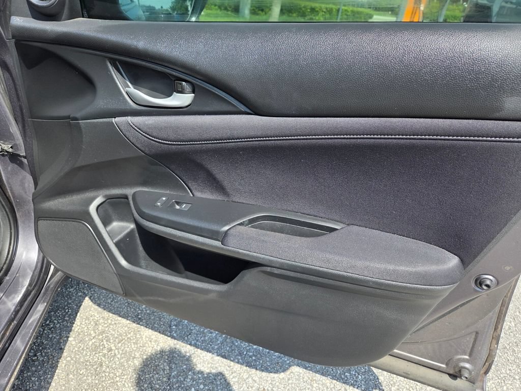 Used 2019 Honda Insight EX image 12