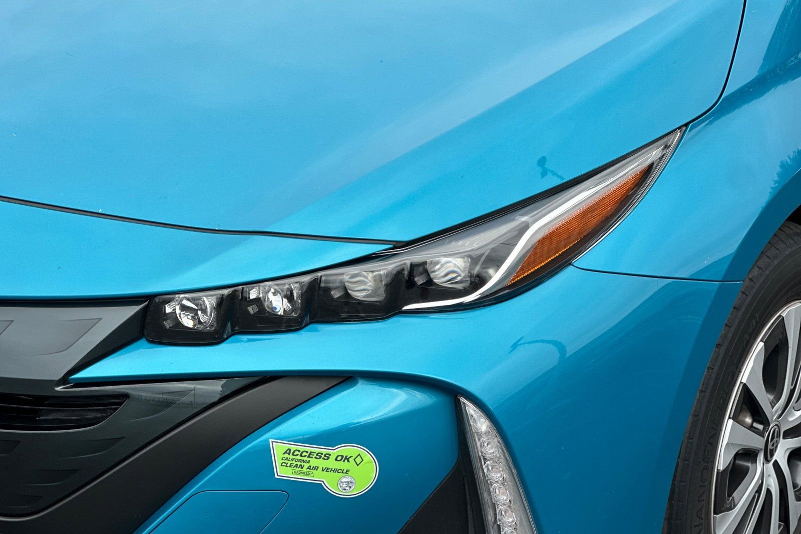 Used 2022 Toyota Prius Prime XLE image 51
