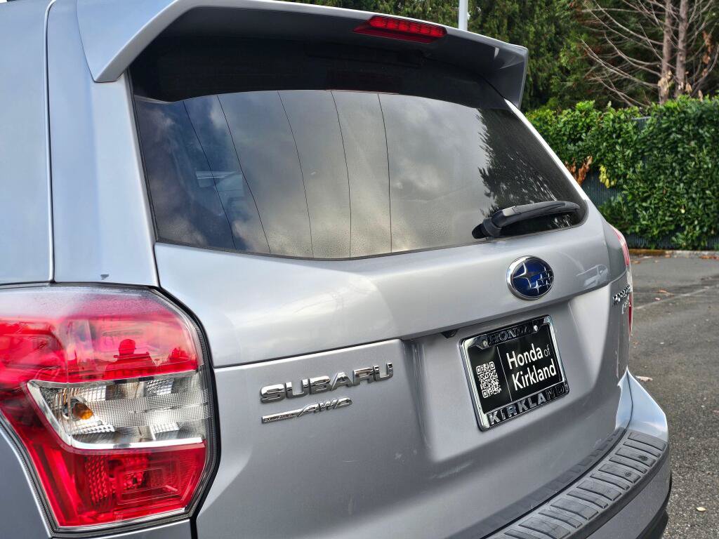 Used 2016 Subaru Forester 2.5i Limited w/ Popular Package #2 AWD/4WD image 16