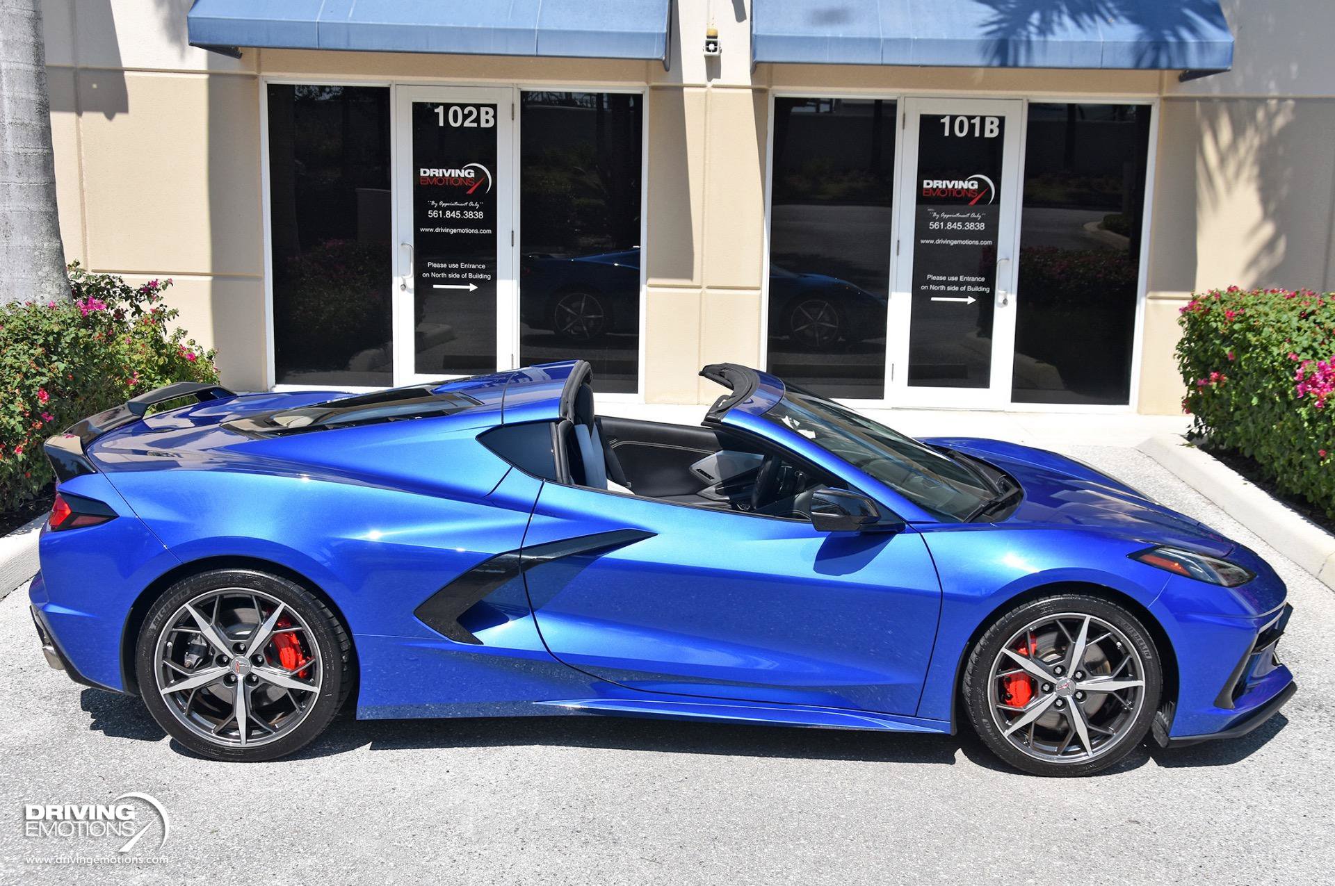 Used 2020 Chevrolet Corvette Stingray Premium Cpe w/ 3LT Preferred Equipment Group RWD image 10