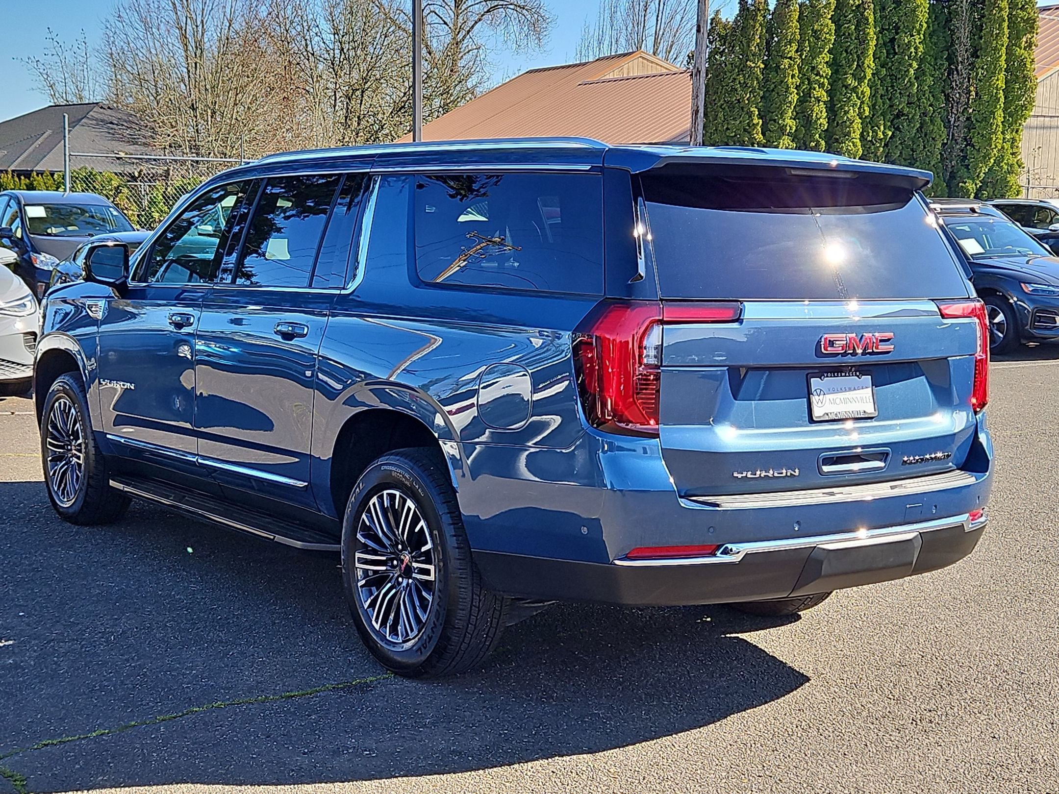 Used 2025 GMC Yukon XL Elevation w/ LPO, Floor Liner Package image 7