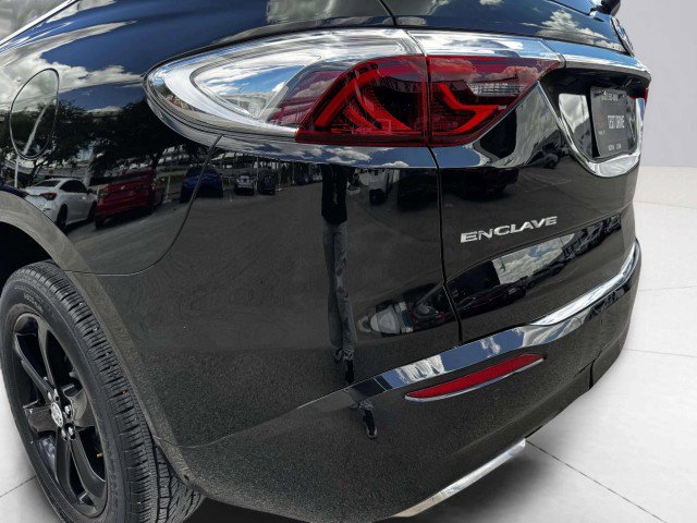 Used 2023 Buick Enclave Essence w/ Experience Buick Package FWD image 14