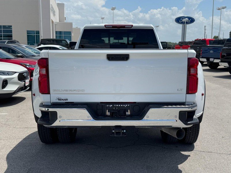 Used 2026 Chevrolet Silverado 3500 LT w/ All Star Edition AWD/4WD image 4