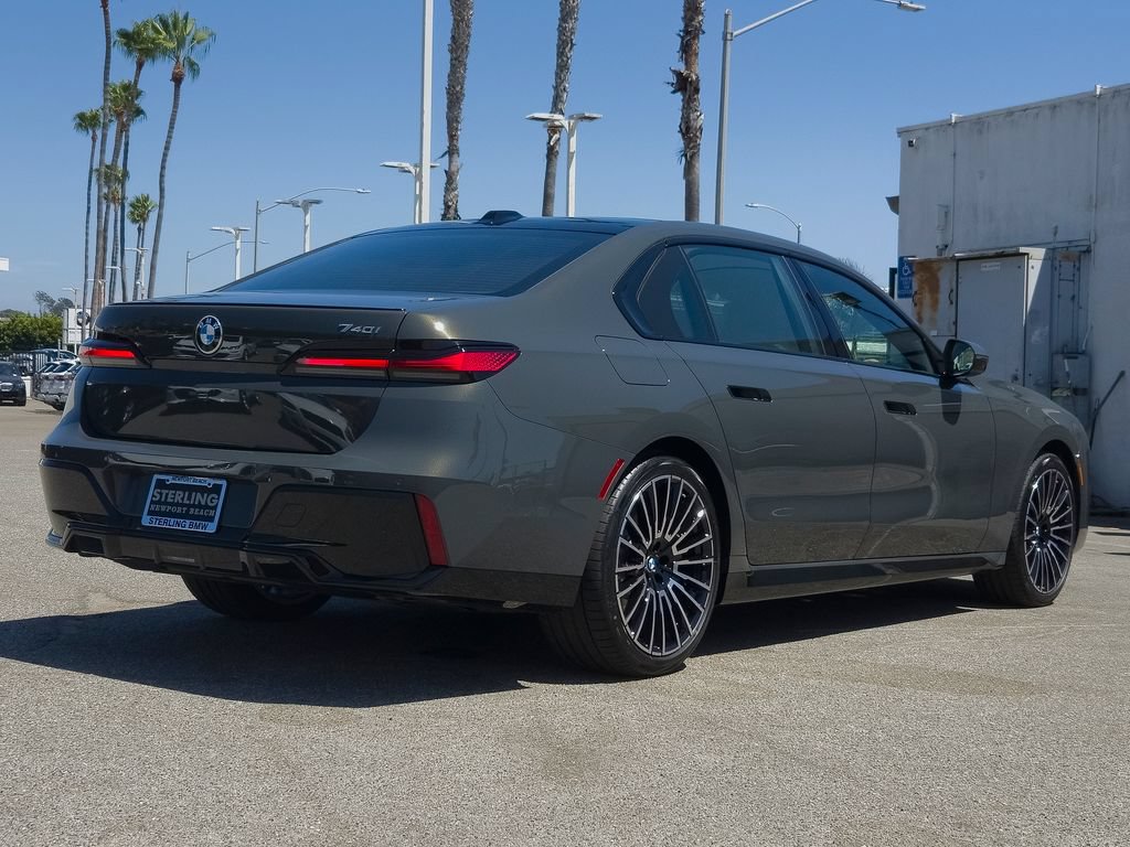 New 2026 BMW 740i RWD image 17