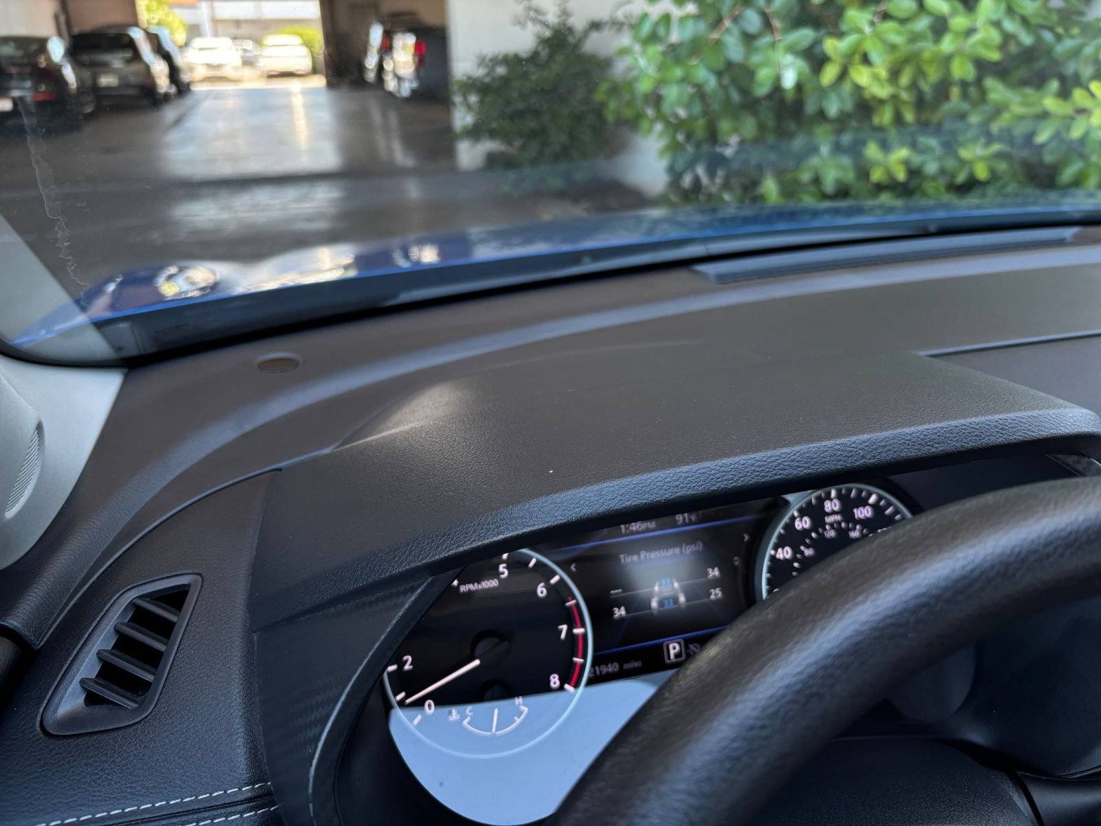 Used 2025 Nissan Sentra SV FWD image 33