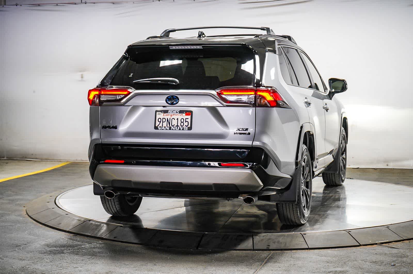Used 2024 Toyota RAV4 XSE w/ Advanced Technology Package AWD/4WD image 6