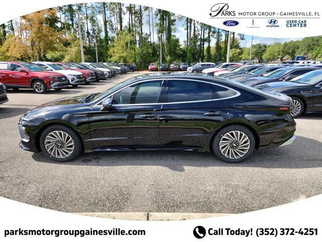 New 2025 Hyundai Sonata Limited FWD image 5