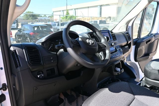 New 2026 RAM ProMaster 2500 w/ Crew Van Package FWD image 23