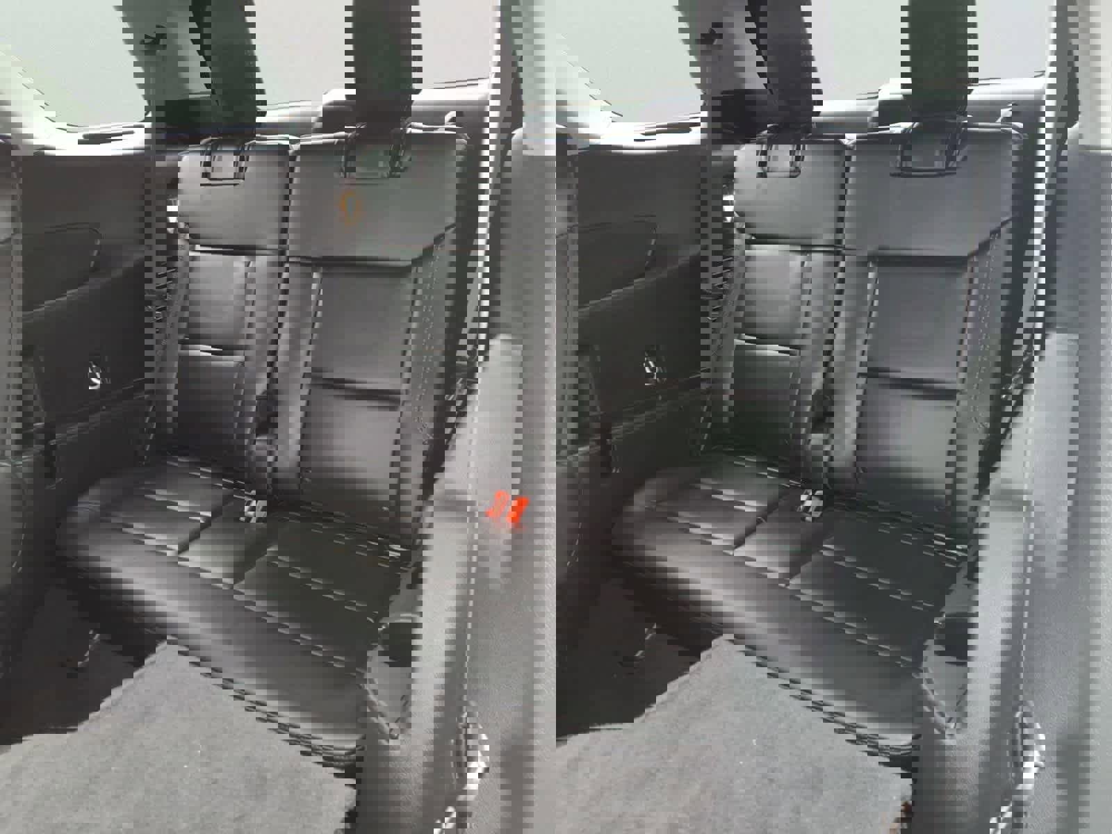 Used 2024 Ford Explorer XLT w/ Equipment Group 202A image 30