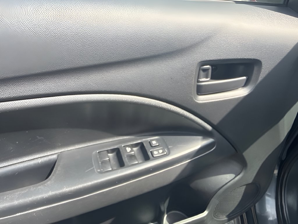 Used 2024 Mitsubishi Mirage ES FWD image 14