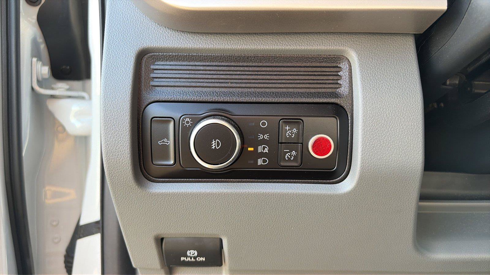 Used 2024 Ford F550 4x4 SuperCab Super Duty image 24
