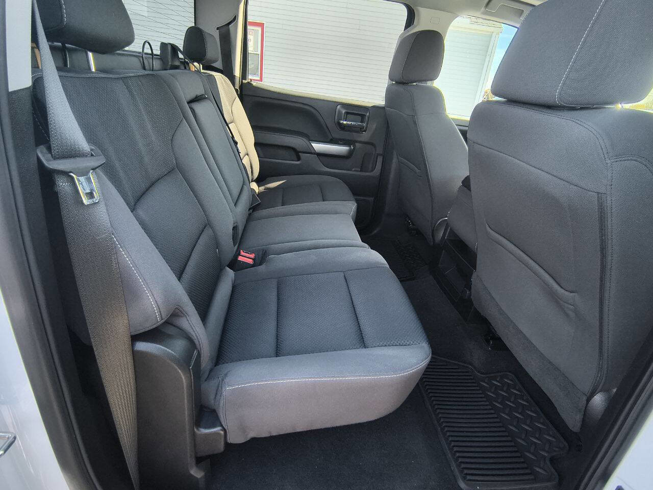 Used 2018 Chevrolet Silverado 1500 LT w/ All Star Edition image 24