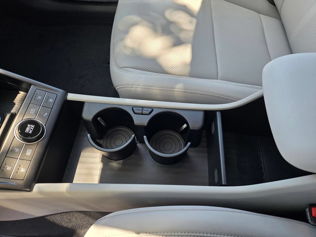 New 2026 Hyundai Kona Limited FWD image 18