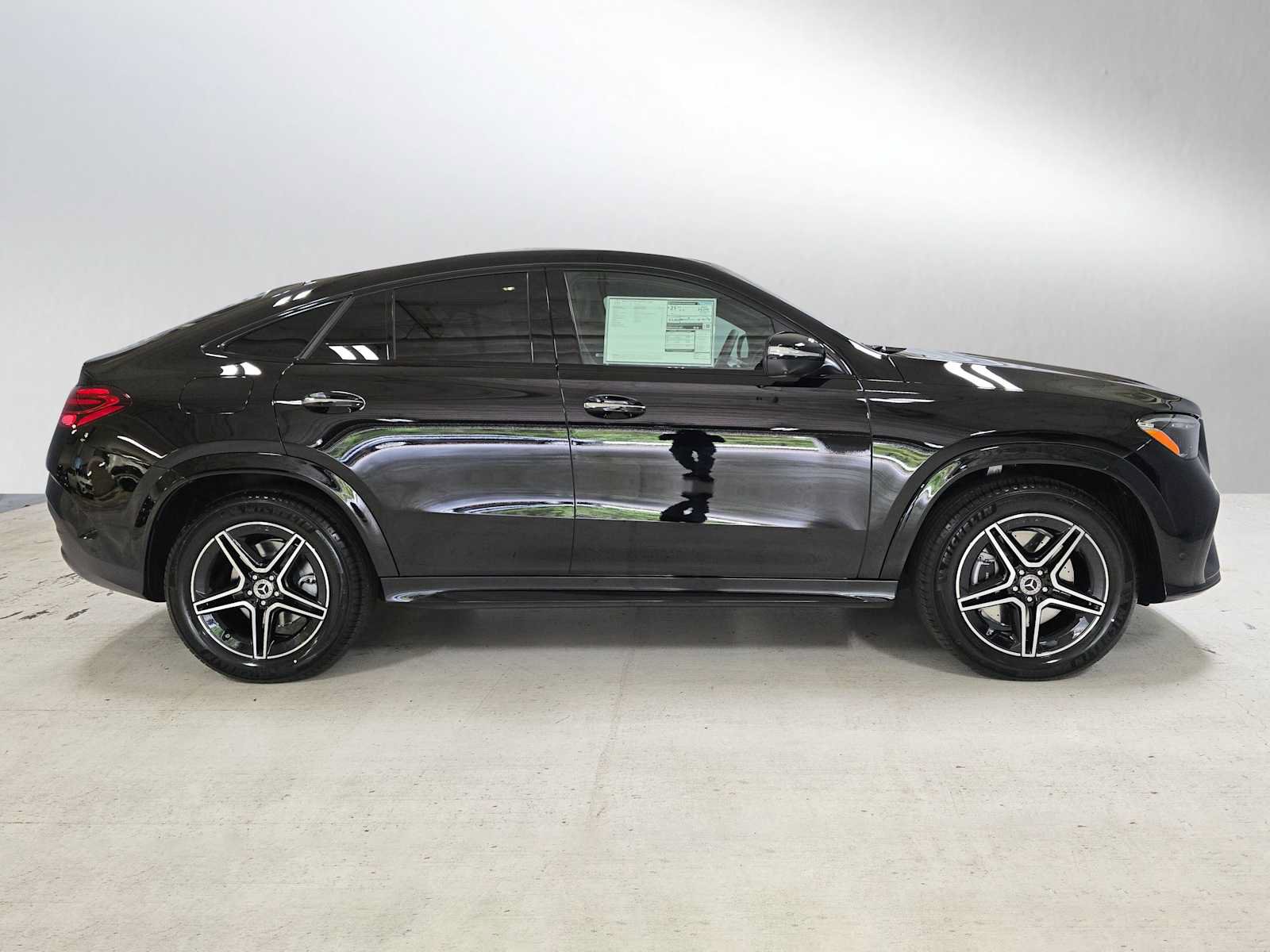 New 2026 Mercedes-Benz GLE 450 4MATIC Coupe image 2