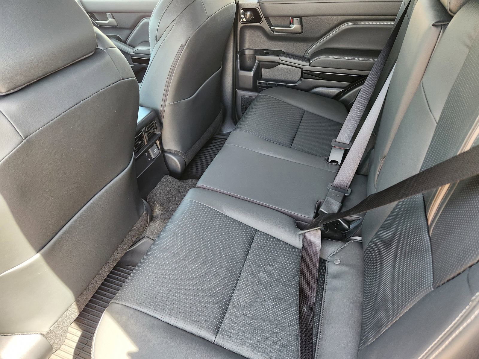 New 2026 Toyota 4Runner Limited image 34