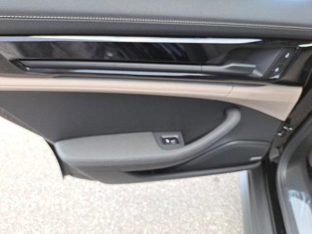 New 2026 Porsche Panamera 4 image 21