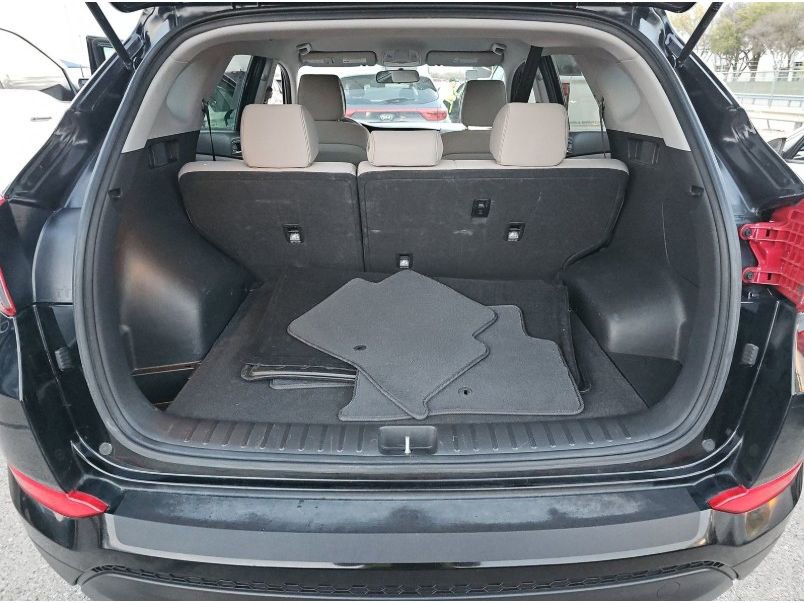 Used 2016 Hyundai Tucson SE w/ Option Group 02 image 22