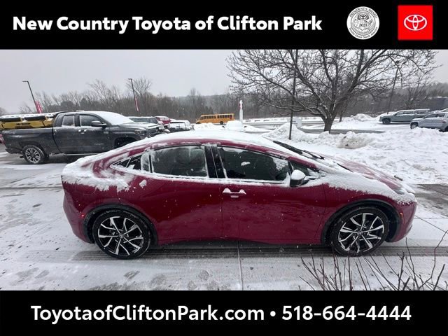 New 2026 Toyota Prius Plug-In Hybrid FWD image 2