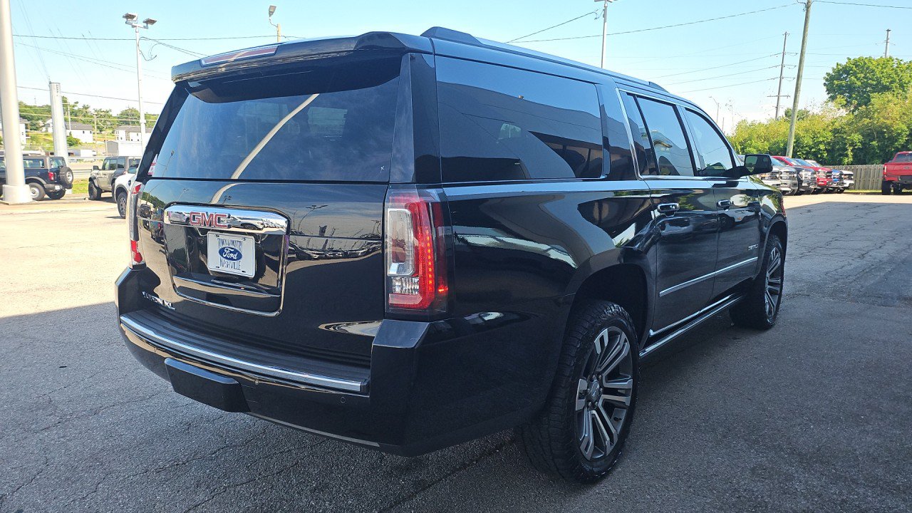 Used 2019 GMC Yukon XL Denali w/ Denali Ultimate Package RWD image 5