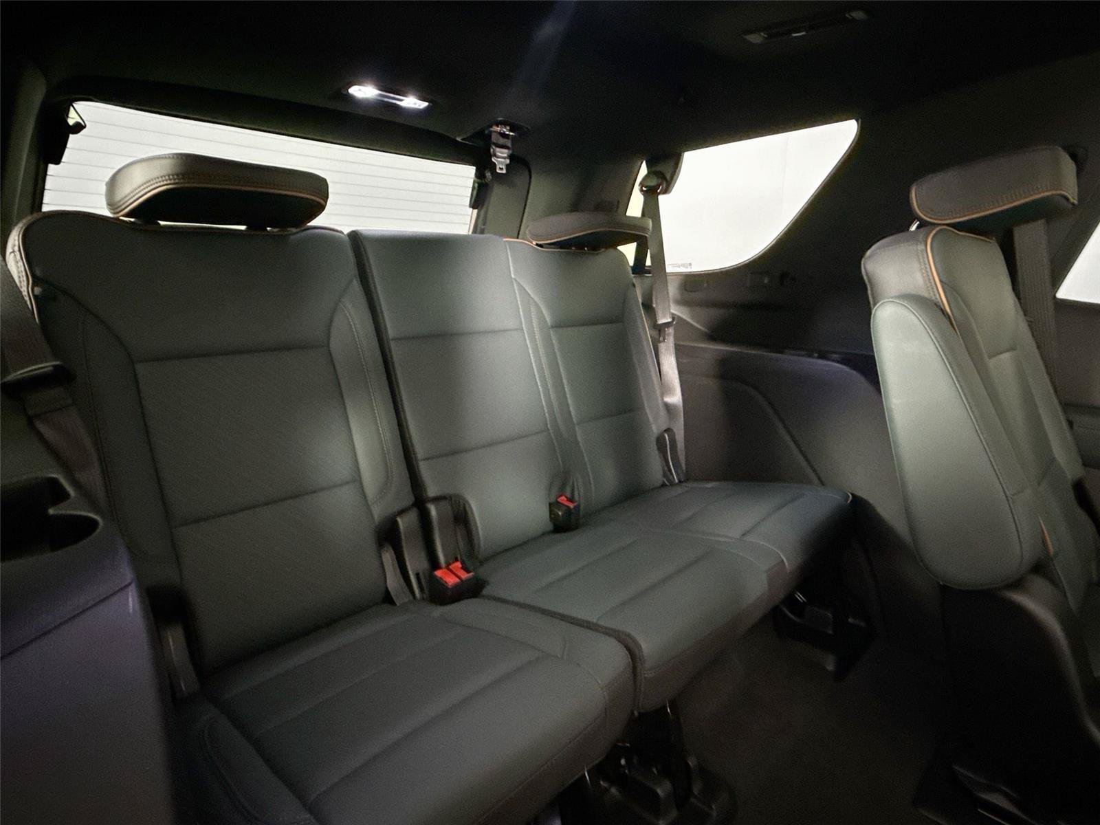 Used 2026 GMC Yukon AT4 AWD/4WD image 56
