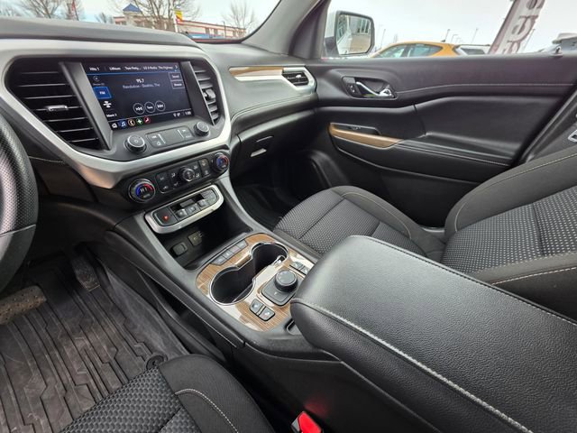 Used 2023 GMC Acadia SLE w/ Driver Convenience Package image 24