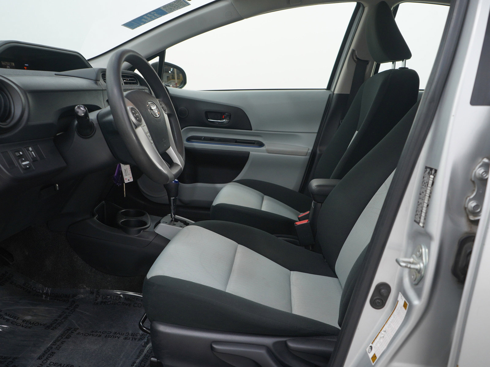 Used 2013 Toyota Prius C Two image 20