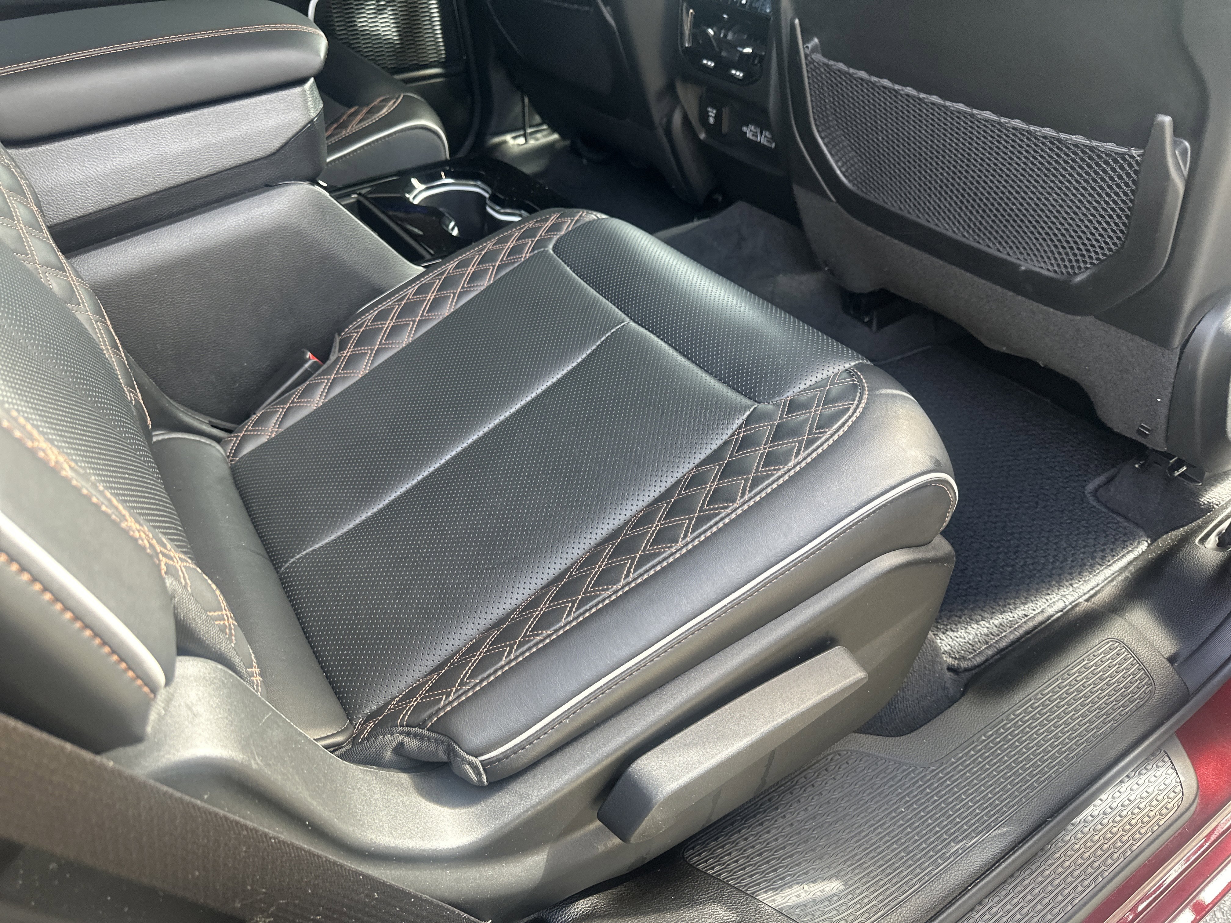 Used 2021 Jeep Grand Cherokee L Summit w/ Luxury Tech Group V image 27