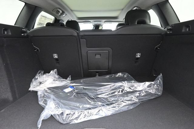 New 2026 Volvo V60 B5 Cross Country Plus w/ Climate Package AWD/4WD image 30