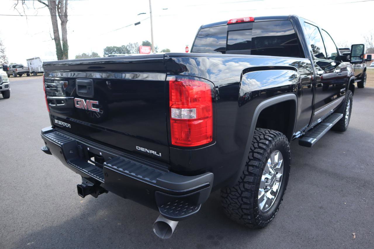 Used 2019 GMC Sierra 2500 Denali w/ Duramax Plus Package image 5