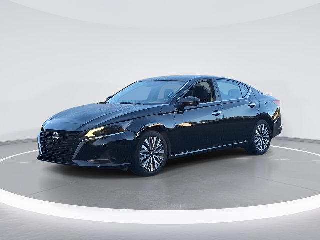 Used 2025 Nissan Altima 2.5 SV FWD image 1