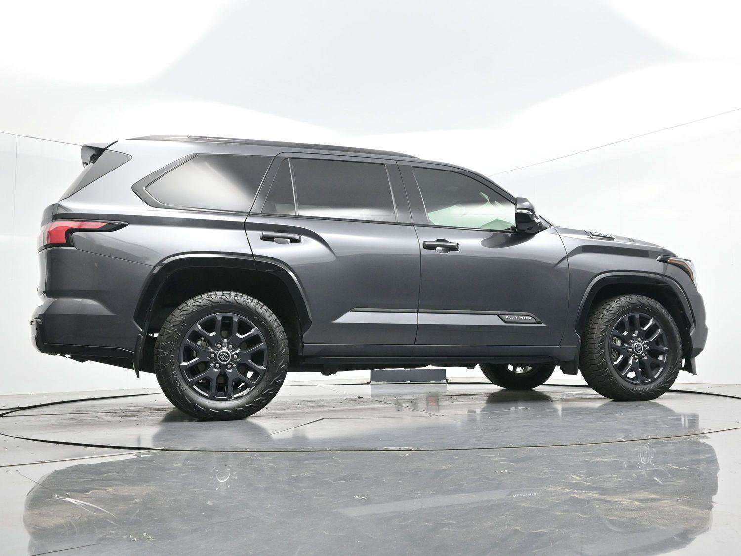 Used 2023 Toyota Sequoia Platinum AWD/4WD image 59